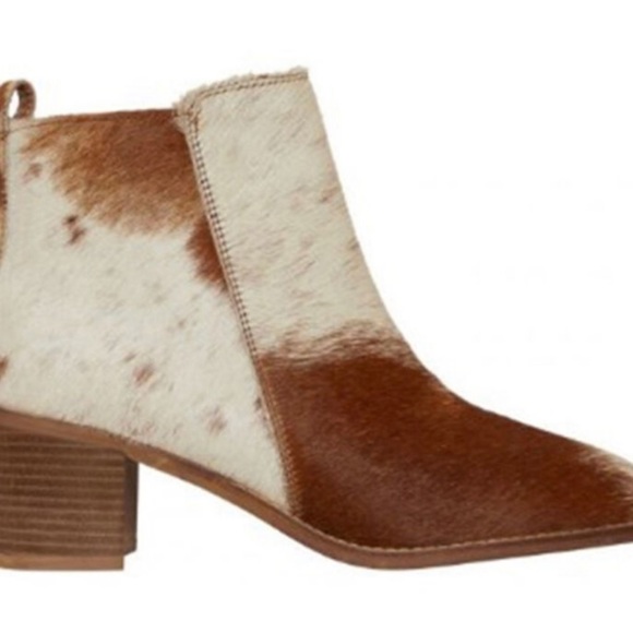 ✨Authentic MYRA Cow Hide Booties! 100% Leather and handcrafted! NWT AND BAG! - Picture 2 of 9